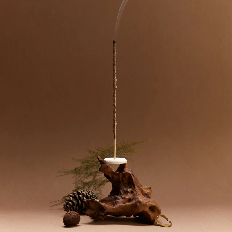 A Practical Guide to Choosing the Best Incense for Relaxation, Meditation, and Sleep